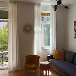 Art Apartman *