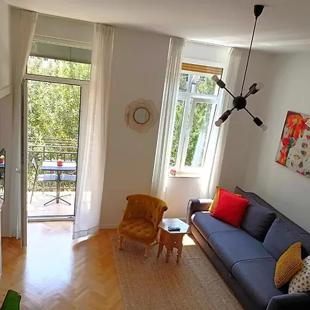 Art Apartment